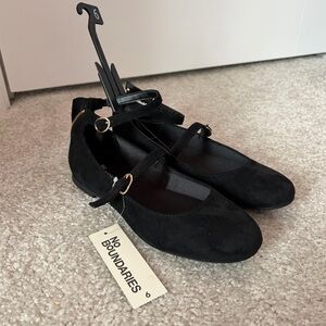 NEW No Boundaries Black Flats with Strap Detail